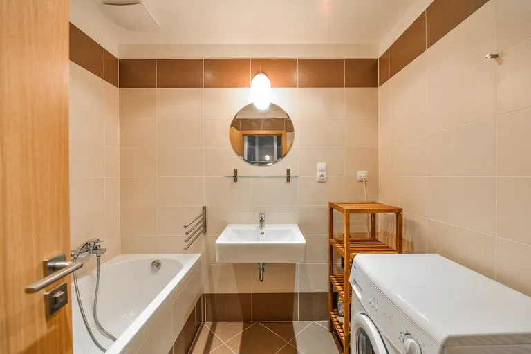 Sazovická, Zličín - Prague 5 | Sale, Apartment, One-bedroom (2+kk), 65 m²