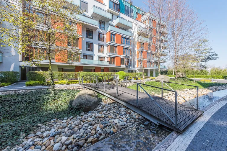 Rohanské nábřeží, Karlín - Praha 8 | Prenájom, Byt, 3-izbový, 120 m²