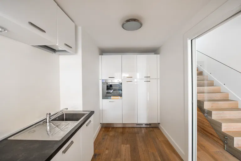 Vozova, Vinohrady - Praha 2 | Prenájom, Byt, 3-izbový, 110 m²