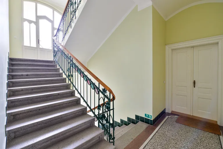 Vozova, Vinohrady - Praha 2 | Prenájom, Byt, 3-izbový, 110 m²