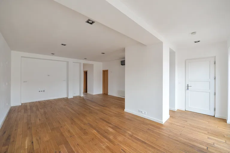 U Studánky, Bubeneč - Prague 7 | Sale, Apartment, Two-bedroom (3+kk), 87 m²