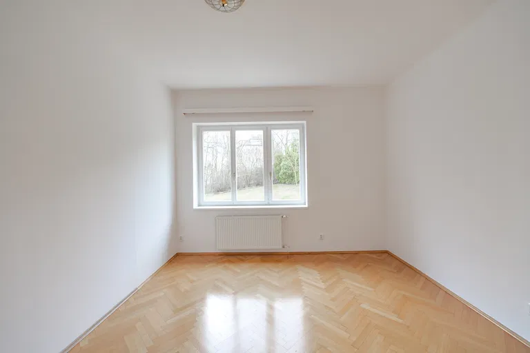 Nad Zlíchovem, Hlubočepy - Praha 5 | Prenájom, Byt, 4-izbový, 140 m²