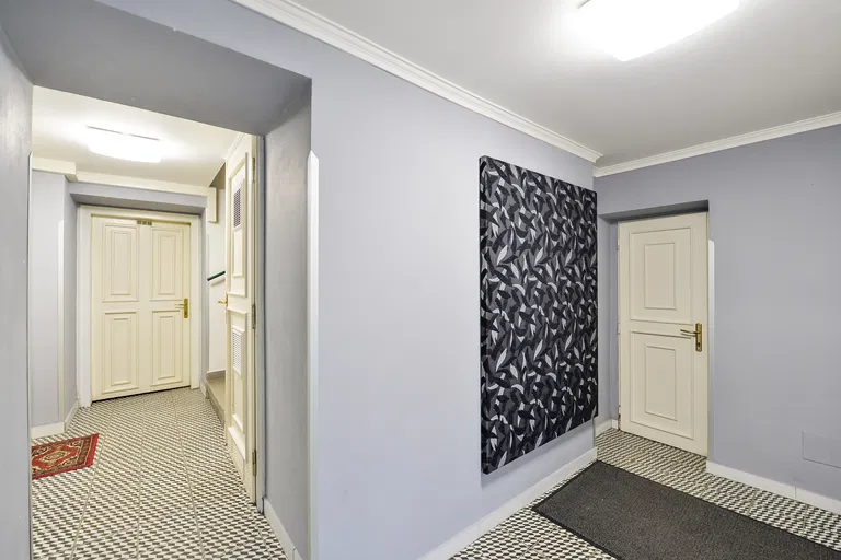 Nad Zlíchovem, Hlubočepy - Praha 5 | Prenájom, Byt, 4-izbový, 140 m²