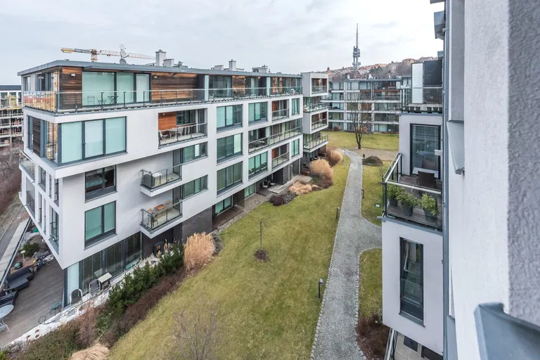 Italská, Vinohrady - Praha 2 | Prenájom, Byt, 3-izbový, 128 m²