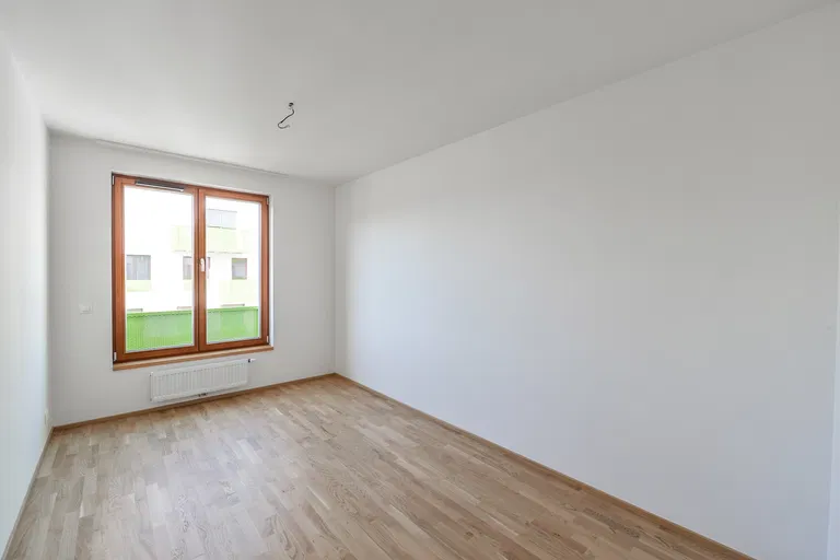 U Hranic, Strašnice - Praha 10 | Prenájom, Byt, 3-izbový, 132 m²