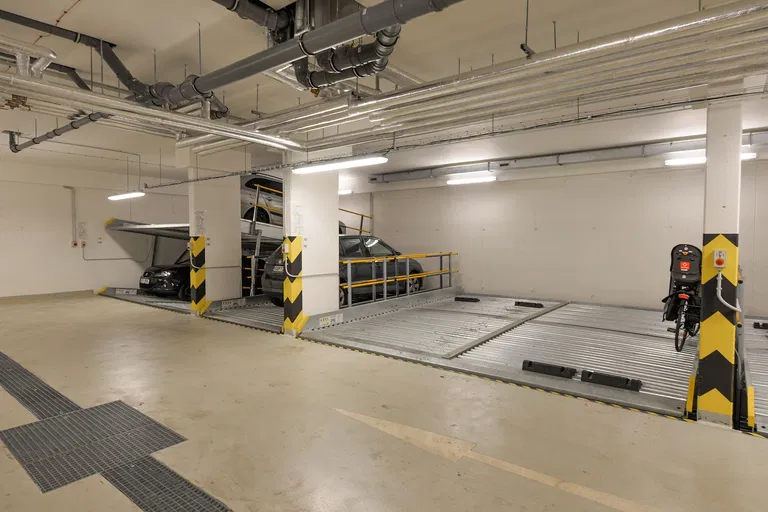 U Hranic, Strašnice - Praha 10 | Prenájom, Byt, 3-izbový, 132 m²
