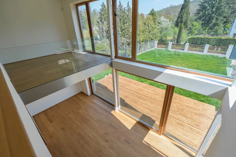 Pokojná, Dejvice - Prague 6 | Sale, House, Four-bedroom (5+kk), 281 m²