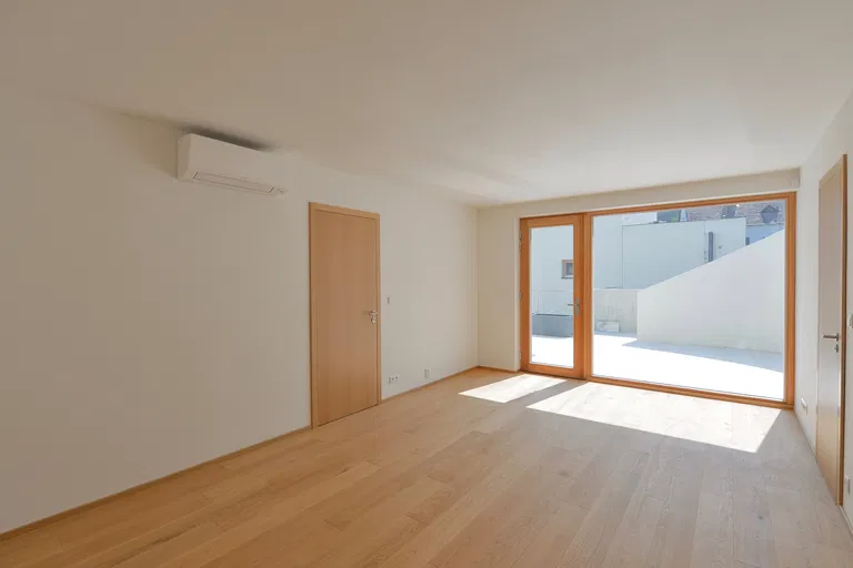 Pokojná, Dejvice - Prague 6 | Sale, House, Four-bedroom (5+kk), 281 m²