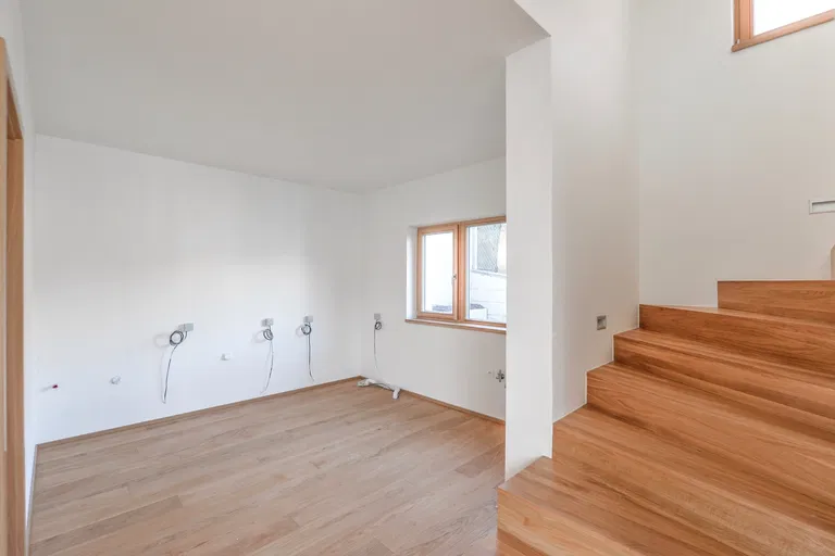 Pokojná, Dejvice - Prague 6 | Sale, House, Four-bedroom (5+kk), 281 m²