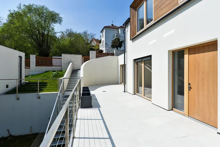 Pokojná, Dejvice - Prague 6 | Sale, House, Four-bedroom (5+kk), 281 m²