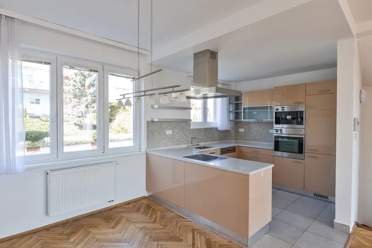 Na Míčánce, Dejvice - Praha 6 | Prenájom, Rodinný dom, 4-izbový, 190 m²
