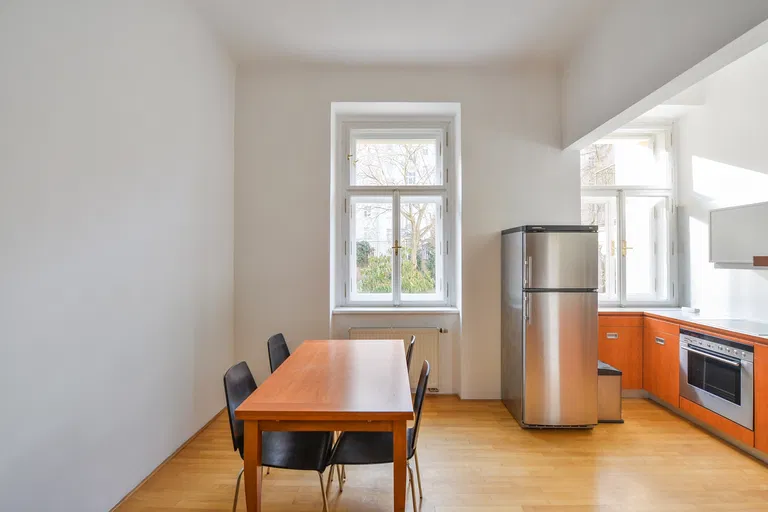 Korunní, Vinohrady - Praha 2 | Prenájom, Byt, 2-izbový, 61 m²