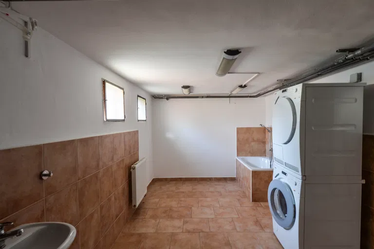 Na Míčánce, Dejvice - Praha 6 | Prenájom, Rodinný dom, 4-izbový, 190 m²