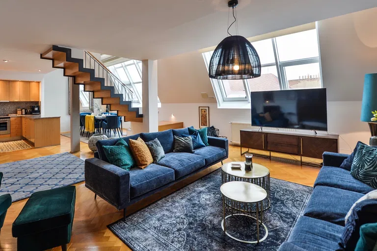 Haštalská, Staré Město - Praha 1 | Prenájom, Byt, 3-izbový, 141 m²