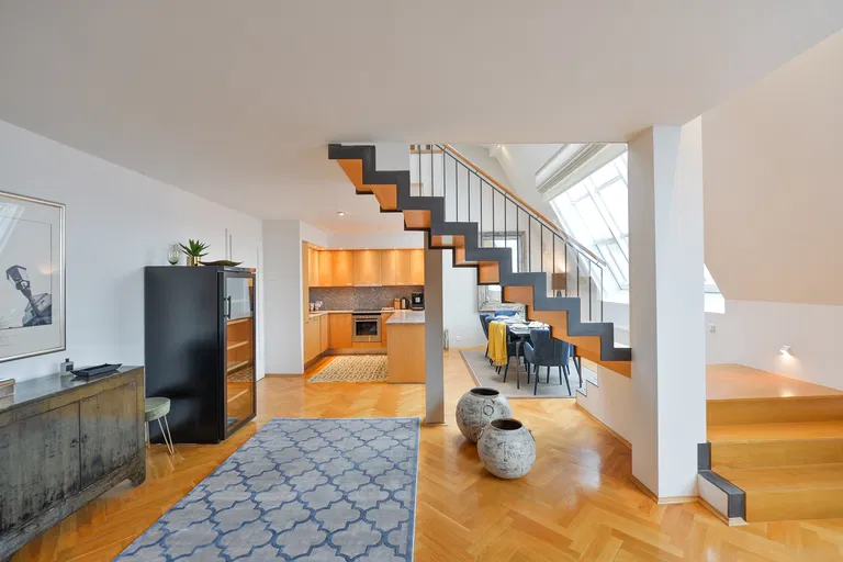 Haštalská, Staré Město - Praha 1 | Prenájom, Byt, 3-izbový, 141 m²