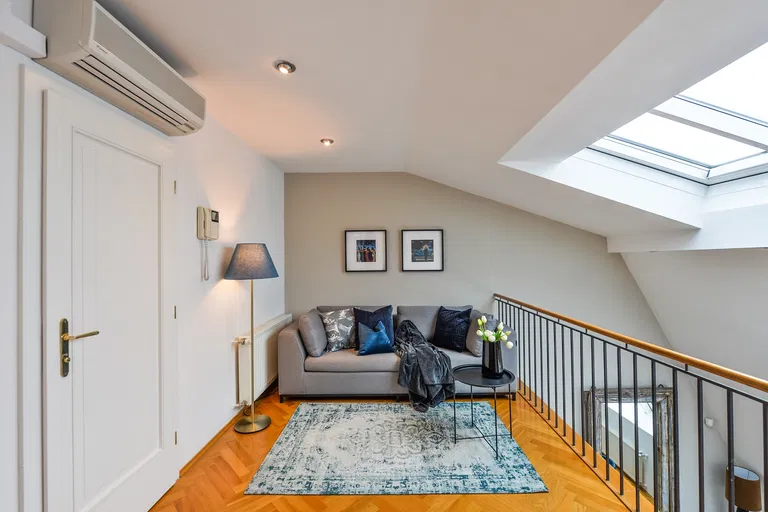 Haštalská, Staré Město - Praha 1 | Prenájom, Byt, 3-izbový, 141 m²