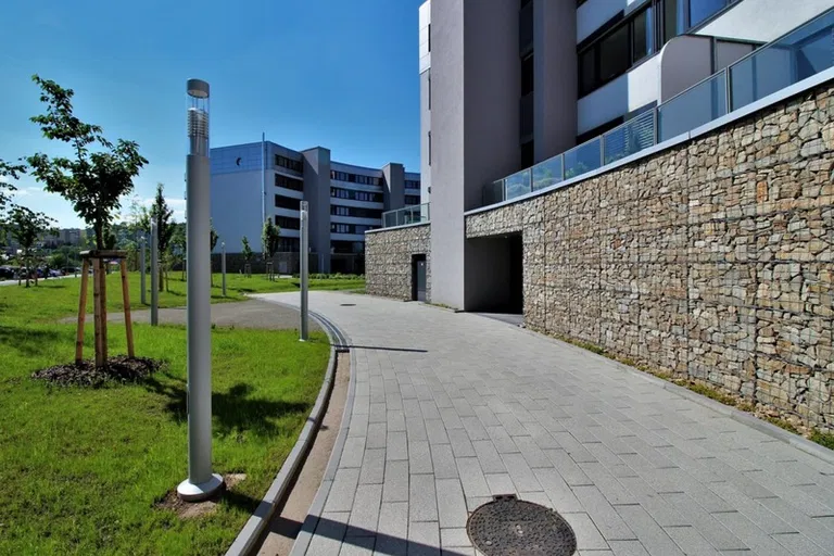 Netroufalky, Brno - Bohunice - Brno-město | Sale, Apartment, Three-bedroom (4+kk), 160 m²