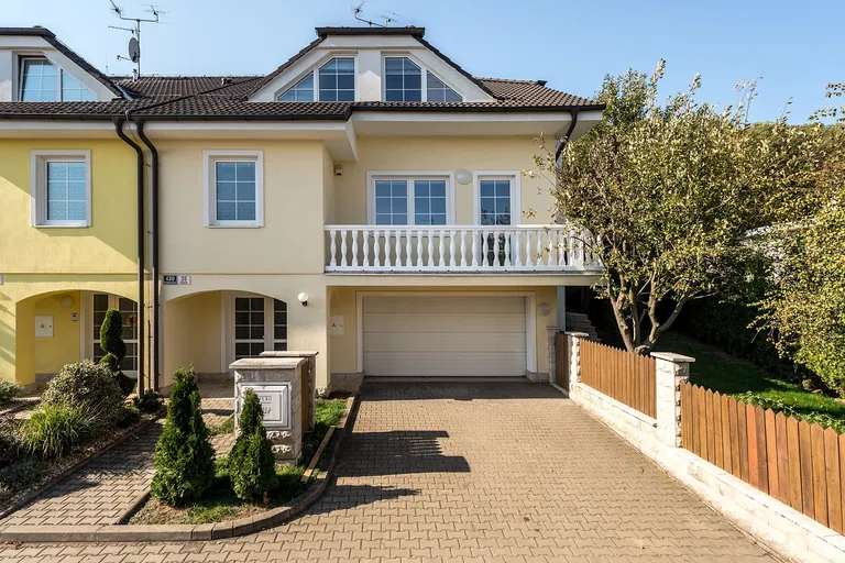 Hatě, Brno - Ivanovice - Brno-město | Predaj, Rodinný dom, 6-izbový, 320 m²