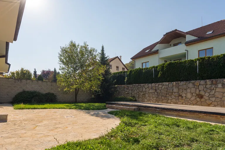 Hatě, Brno - Ivanovice - Brno-město | Predaj, Rodinný dom, 6-izbový, 320 m²