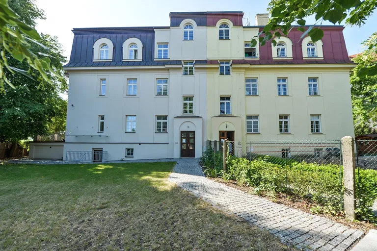 Štursova, Bubeneč - Praha 6 | Predaj, Bytový dom, 997 m²