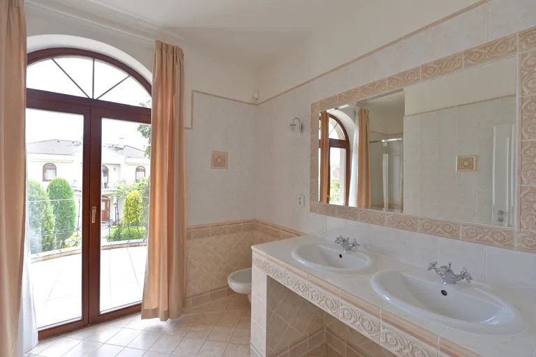 Nebušická, Nebušice - Prague 6 | Rent, House, Four-bedroom (5+1), 243 m²