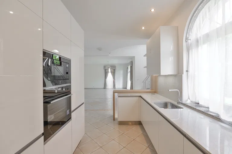 Nebušická, Nebušice - Prague 6 | Rent, House, Four-bedroom (5+1), 243 m²