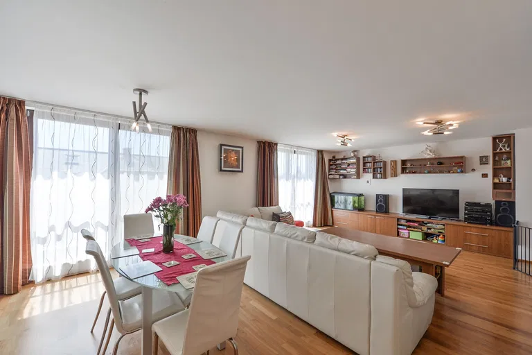 Mezírka, Brno - střed - Brno-město | Sale, Apartment, Three-bedroom (4+kk), 165 m²