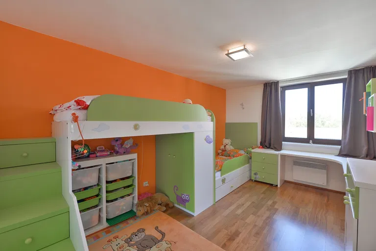 Mezírka, Brno - střed - Brno-město | Sale, Apartment, Three-bedroom (4+kk), 165 m²