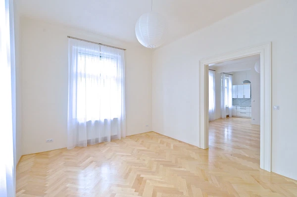 Trojanova, Nové Město - Prague 2 | Rent, Apartment, Three-bedroom (4+1), 135 m²