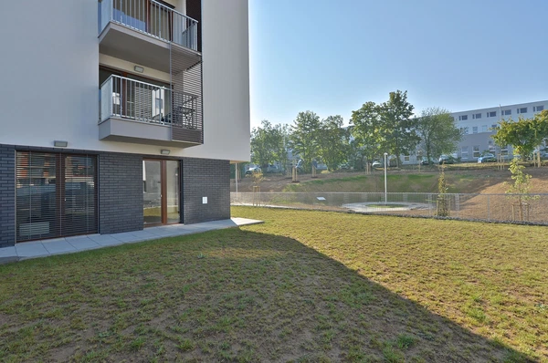 Učňovská, Hrdlořezy - Prague 9 | Rent, Apartment, Two-bedroom (3+kk), 72 m²