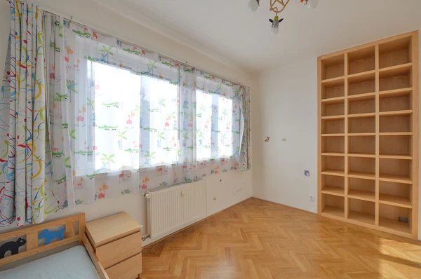 Pod Marjánkou, Břevnov - Prague 6 | Rent, Apartment, Two-bedroom (3+kk), 75 m²