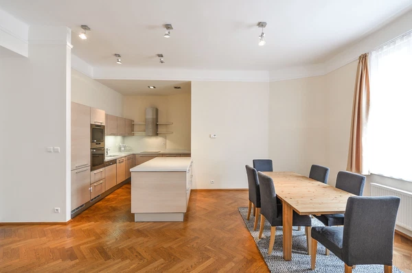 Řehořova, Žižkov - Prague 3 | Rent, Apartment, Two-bedroom (3+1), 140 m²