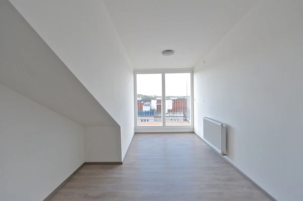 Náměstí Interbrigády, Bubeneč - Praha 6 | Pronájem, Byt, 4+kk, 107 m²