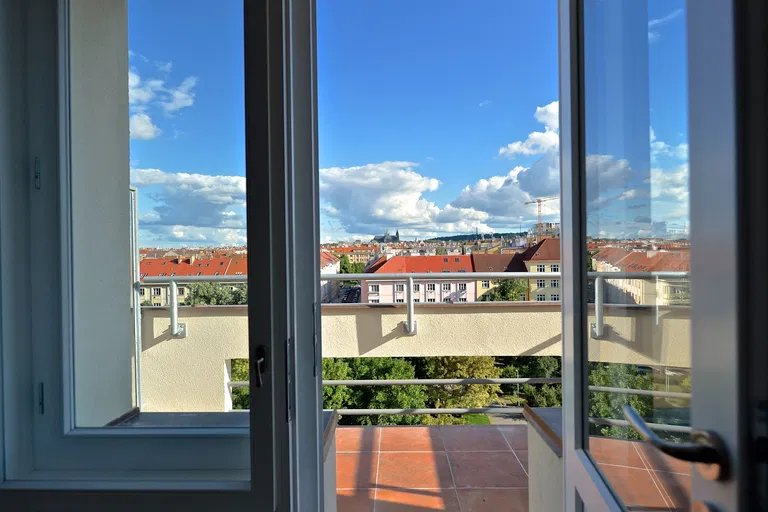 Náměstí Interbrigády, Bubeneč - Praha 6 | Pronájem, Byt, 4+kk, 128 m²