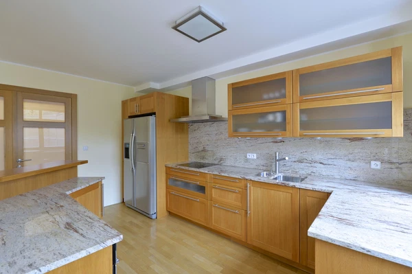 Nad Závěrkou, Břevnov - Prague 6 | Rent, Apartment, Two-bedroom (3+kk), 121 m²