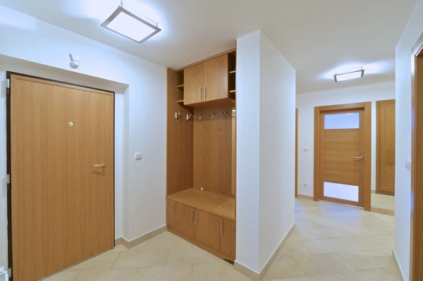 Nad Závěrkou, Břevnov - Prague 6 | Rent, Apartment, Two-bedroom (3+kk), 121 m²