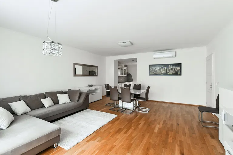 Senovážné náměstí, Nové Město - Praha 1 | Predaj, Byt, 2-izbový, 107 m²