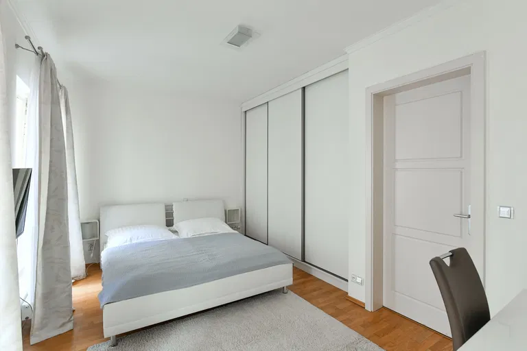 Senovážné náměstí, Nové Město - Praha 1 | Predaj, Byt, 2-izbový, 107 m²