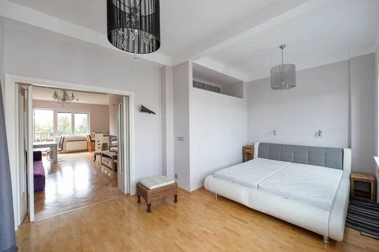 Rybalkova, Vršovice - Prague 10 | Rent, Apartment, One-bedroom (2+kk), 82 m²