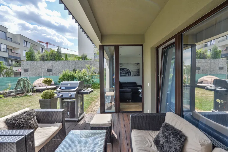 Štolcova, Modřany - Prague 4 | Sale, Apartment, Two-bedroom (3+kk), 75 m²