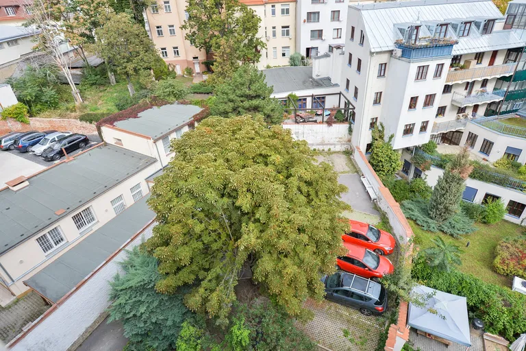 Rybalkova, Vršovice - Prague 10 | Rent, Apartment, One-bedroom (2+kk), 82 m²