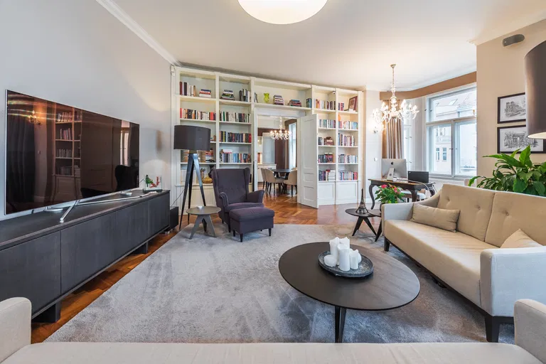 Žitomírská, Vršovice - Prague 10 | Sale, Apartment, Three-bedroom (4+1), 164 m²