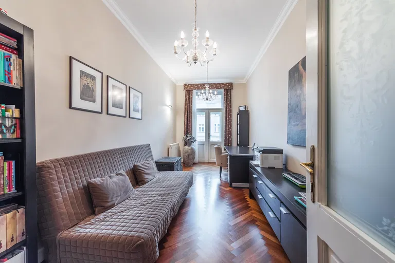 Žitomírská, Vršovice - Prague 10 | Sale, Apartment, Three-bedroom (4+1), 164 m²