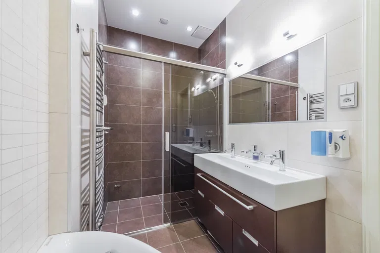 Žitomírská, Vršovice - Prague 10 | Sale, Apartment, Three-bedroom (4+1), 164 m²