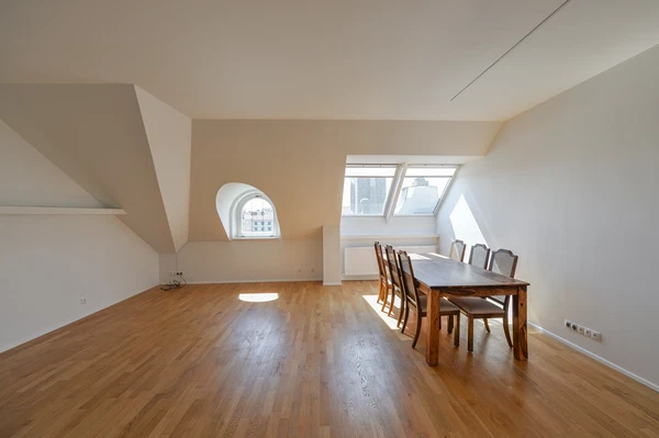 náměstí Jiřího z Poděbrad, Vinohrady - Prague 3 | Rent, Apartment, Three-bedroom (4+kk), 140 m²