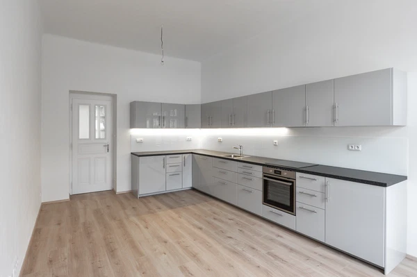 Na Výšinách, Bubeneč - Praha 7 | Pronájem, Byt, 3+1, 117 m²