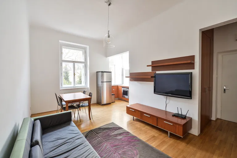 Korunní, Vinohrady - Prague 2 | Rent, Apartment, One-bedroom (2+kk), 59 m²