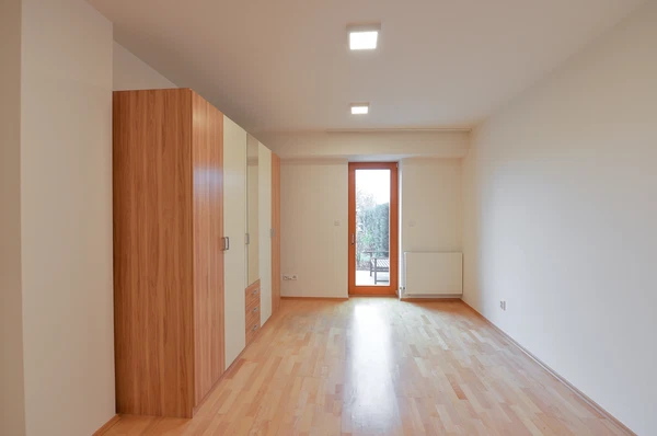 Na Hřebenech II, Podolí - Prague 4 | Rent, Apartment, Three-bedroom (4+kk), 129 m²