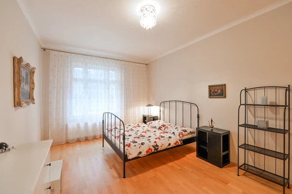 Janovského, Holešovice - Prague 7 | Rent, Apartment, One-bedroom (2+1), 82 m²