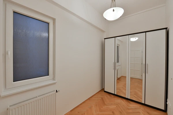 Jugoslávských partyzánů, Bubeneč - Praha 6 | Pronájem, Byt, 3+kk, 109 m²